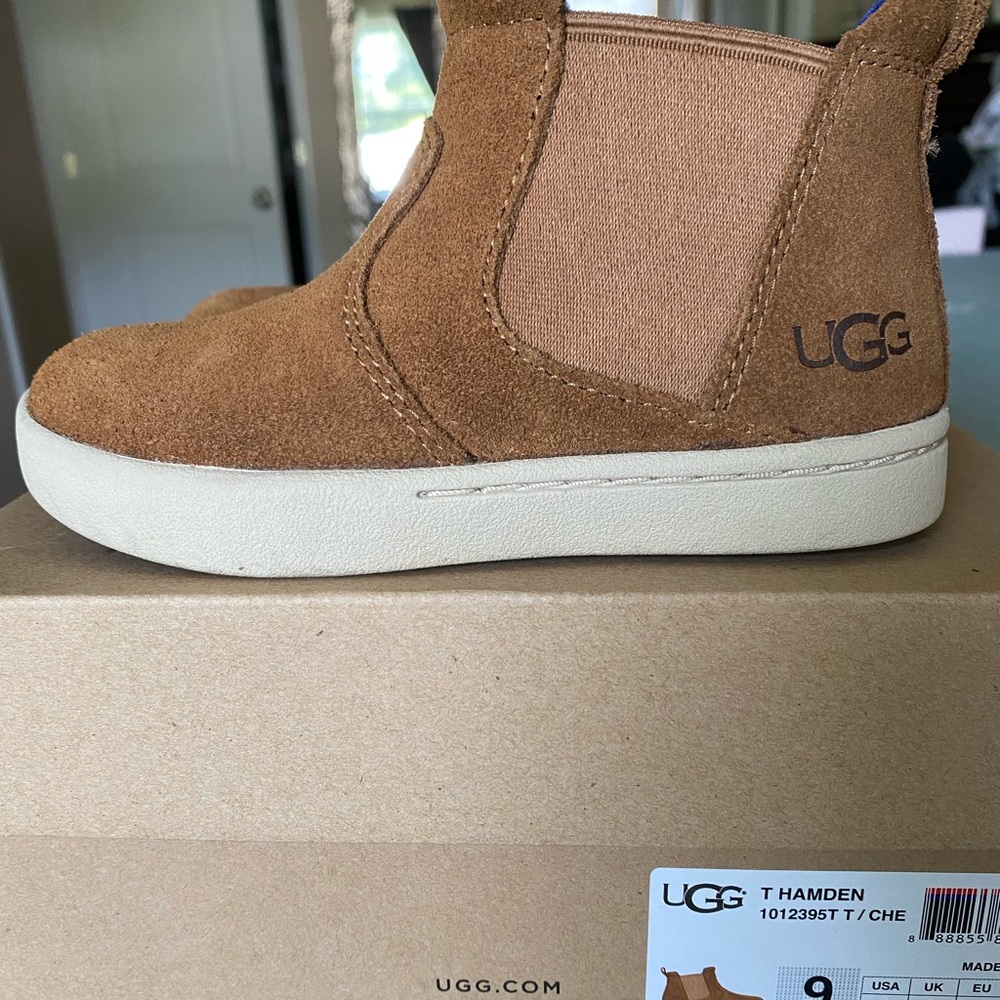 Boys Hamden Uggs